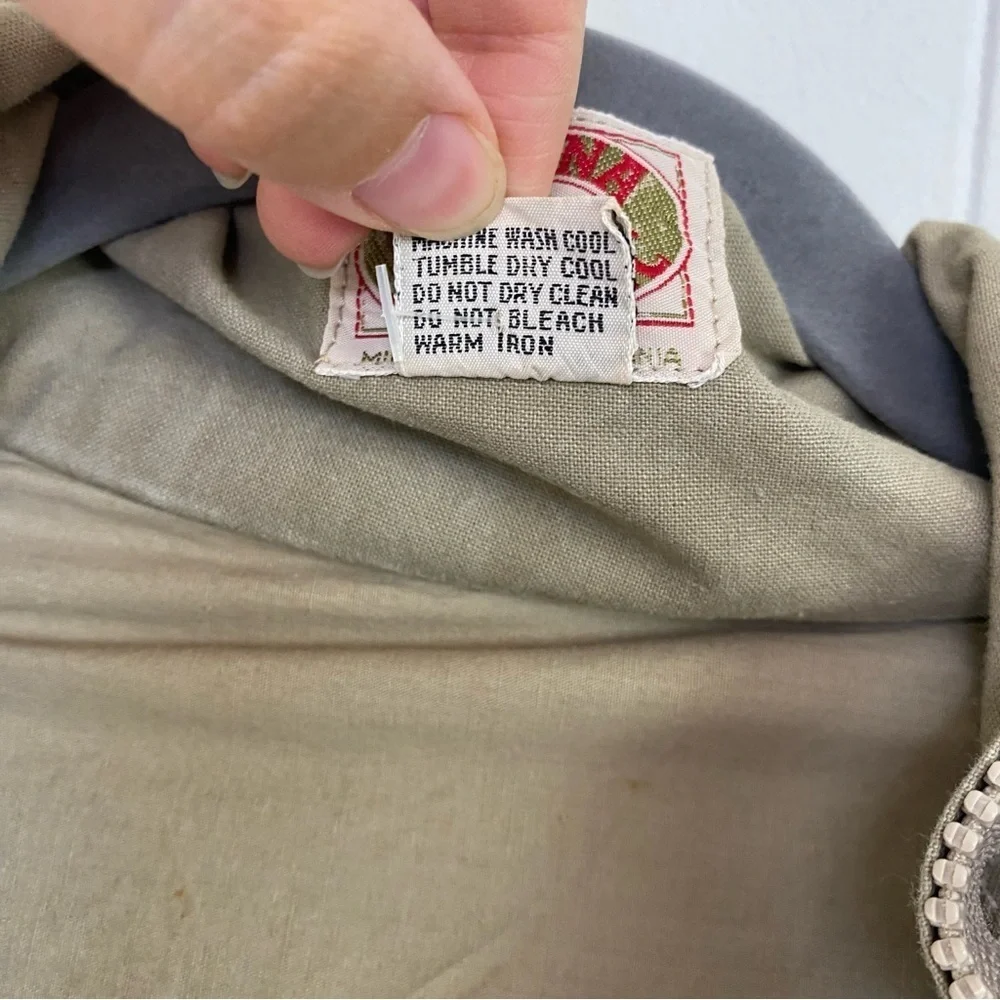 Banana Republic Vest Men’s L Vintage Brown Hong Kong Pockets‎ Zip Fishing Safari